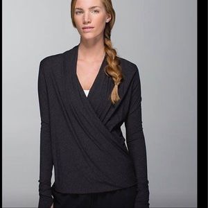 NWOT lululemon radiant long sleeve, size 10.